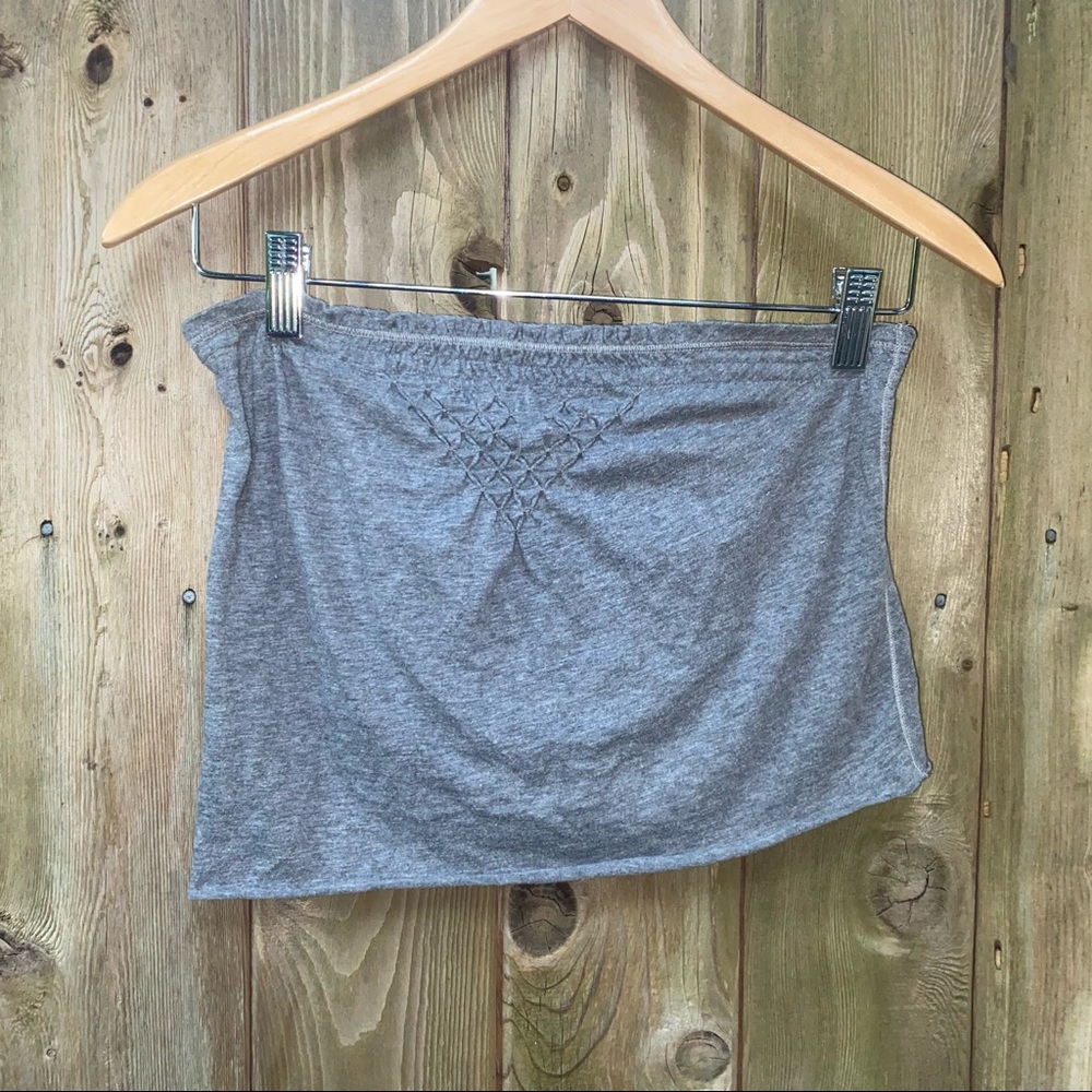 🌹4/16🌹Grey cropped tube top